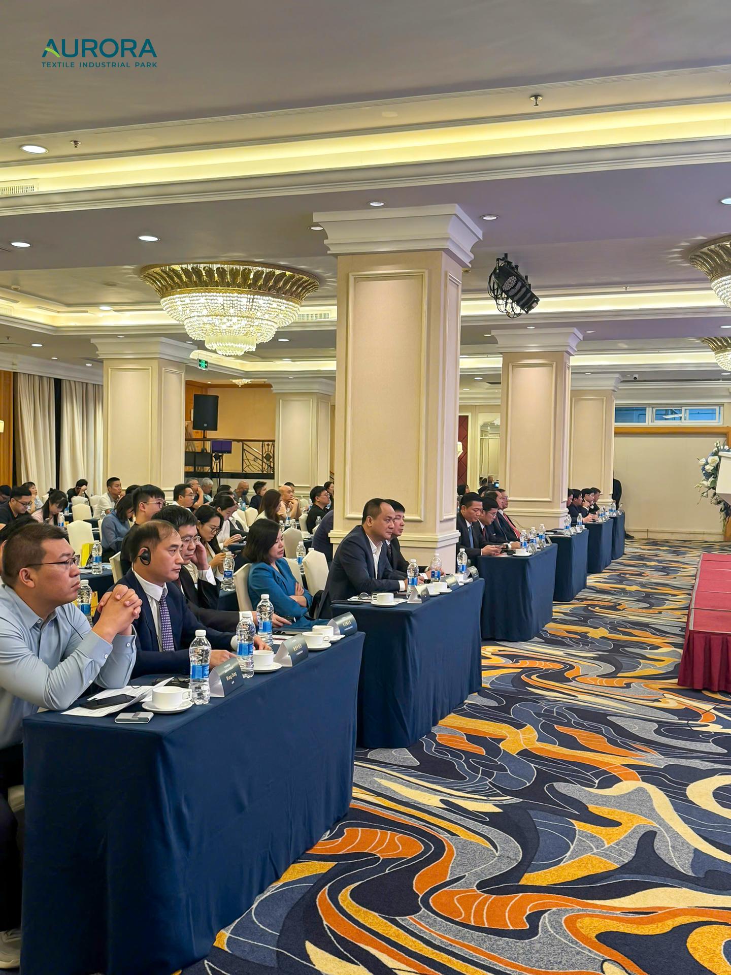 20251017-cong- tac-TQ8.jpg