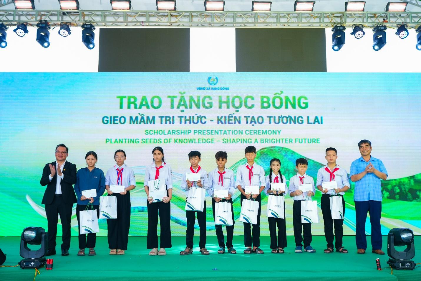awarded study encouragement scholarships