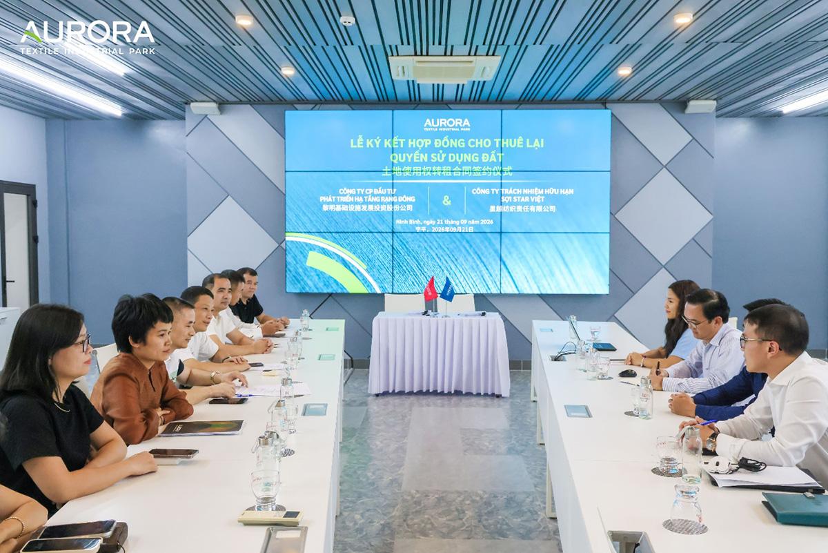 Buổi ký kết Sợi Star Việt