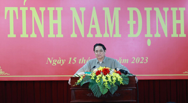 Thủ tướng trao đổi với lãnh đạo tỉnh Nam Định